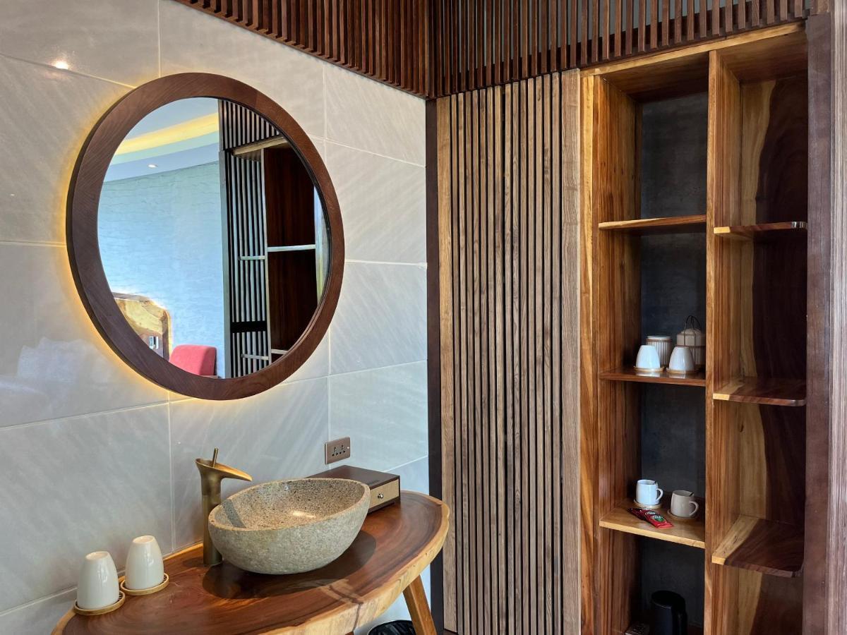 Minawa Kenhga Resort & Spa Ninh Binh Exterior foto